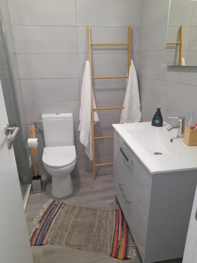 Carvoeiro Travel, 100M From Carvoeiro Beach מראה חיצוני תמונה